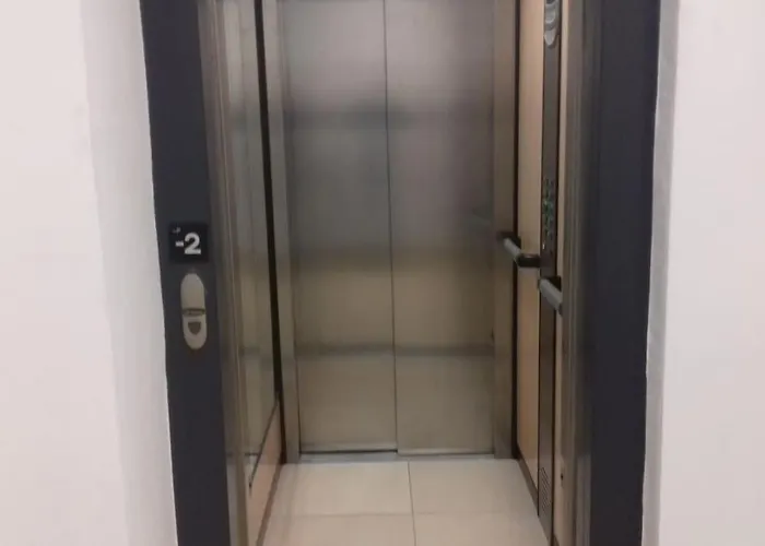 Appartement En Con Parking Y Piscina. *