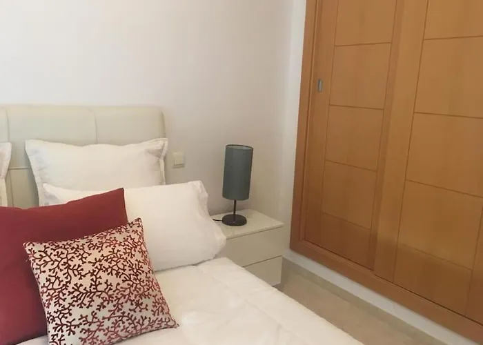 En Con Parking Y Piscina.