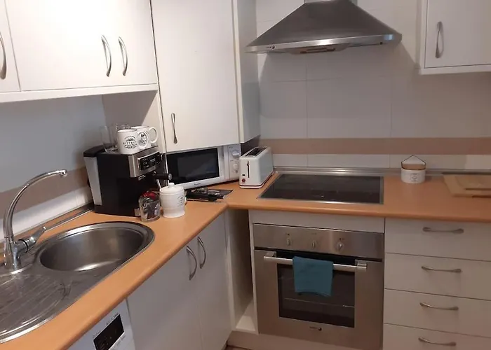 Apartment En Con Parking Y Piscina. Fuengirola