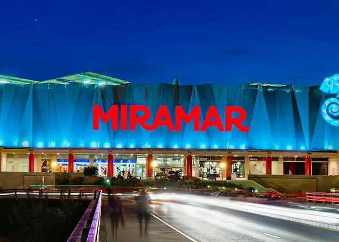 Апартаменты En Con Parking Y Piscina. *